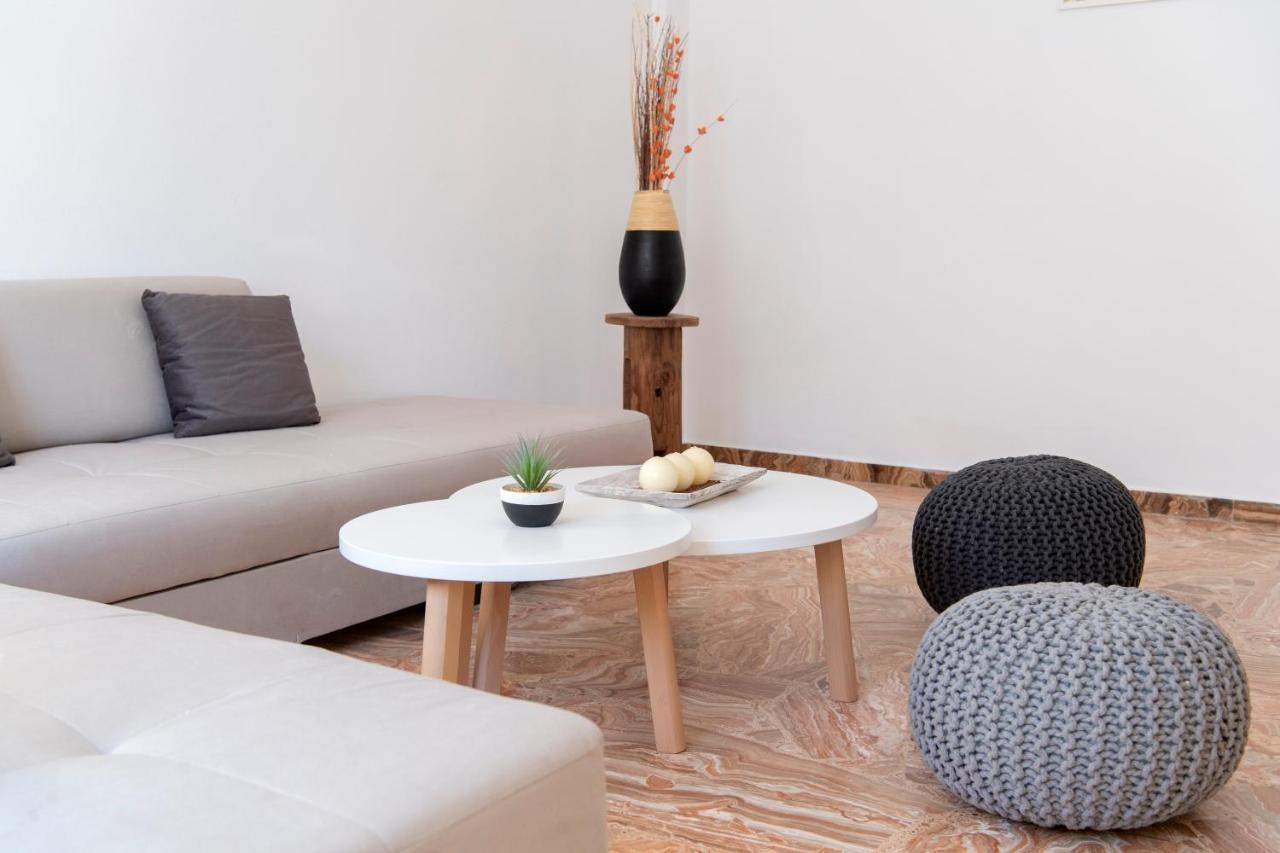 Downtown Apartment パロス島 エクステリア 写真